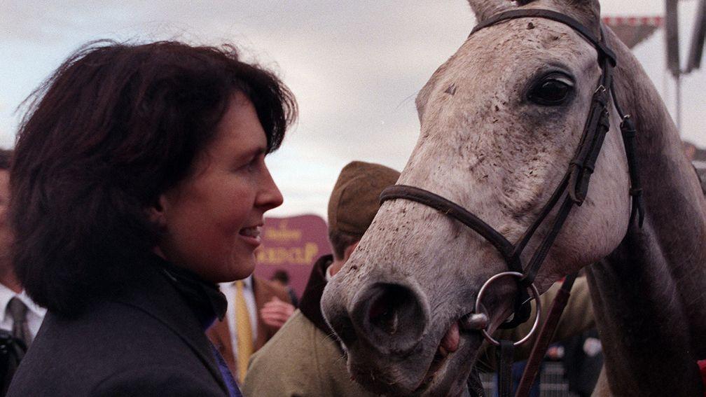 Trainer Venetia Williams meets Teeton Mill November 1998 at Newbury giving each a look of mutual admiration after they had won the Hennessy Cognac Gold Cup Steeple Chase Mirrorpix