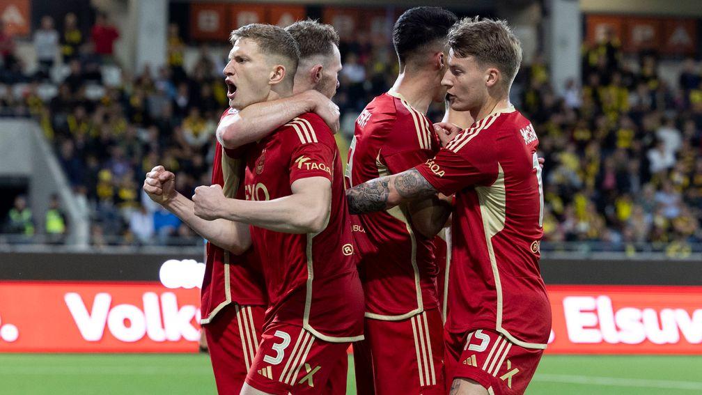 Aberdeen celebrate their late comeback in the 2-2 first-leg draw with Hacken