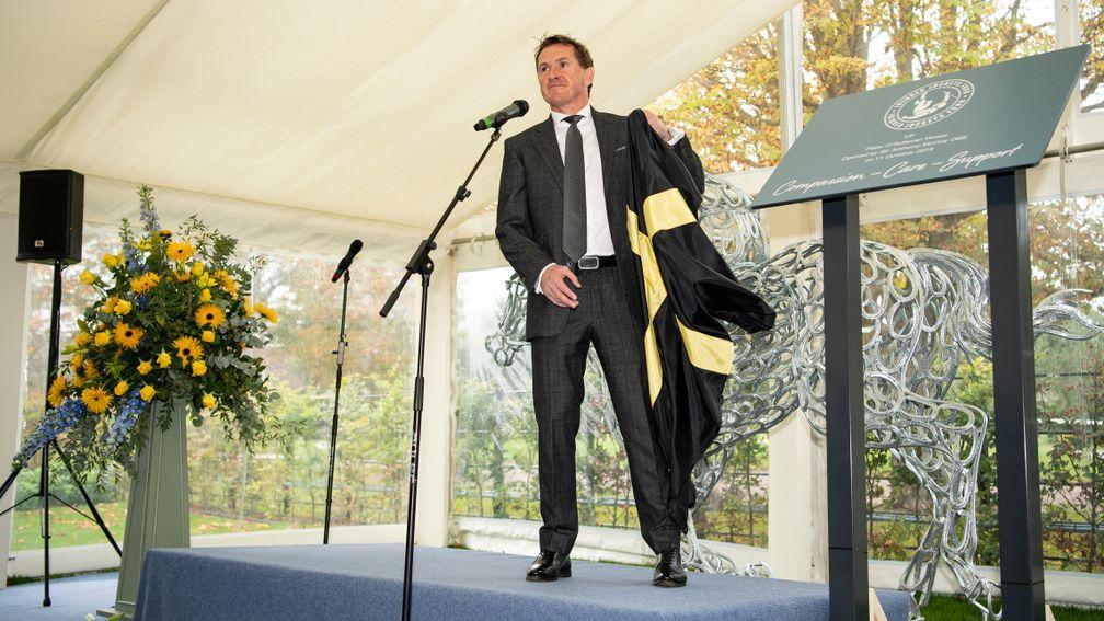 Sir Anthony McCoy opens Peter O'Sullevan House