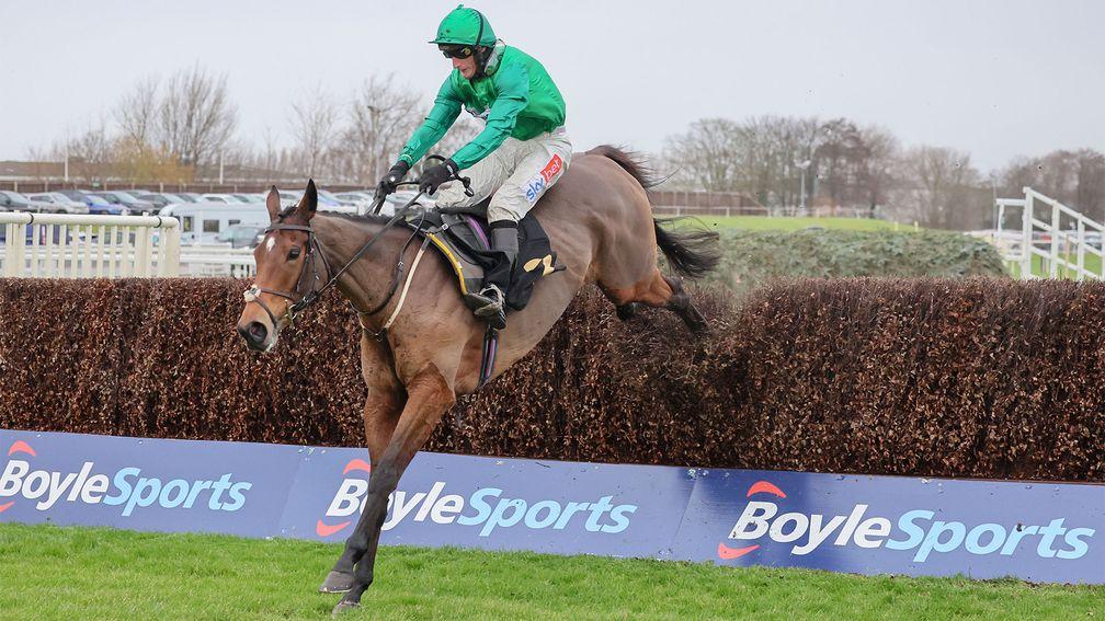 Zambella: classy mare bring up a hat-trick of wins in the Listed mares' chase