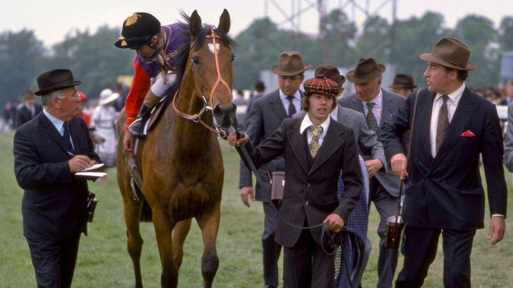 Dunfermline and Willie Carson return after triumphing in the 1977 Oaks at Epsom