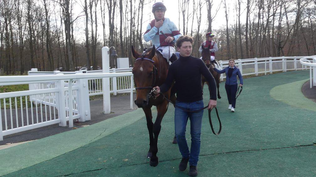 Fast Raaj and Benoist return to the Chantilly winner's enclosure
