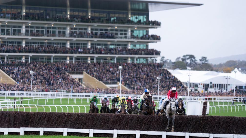 Cheltenham racecourse: hosts the final day of its November meeting on Sunday
