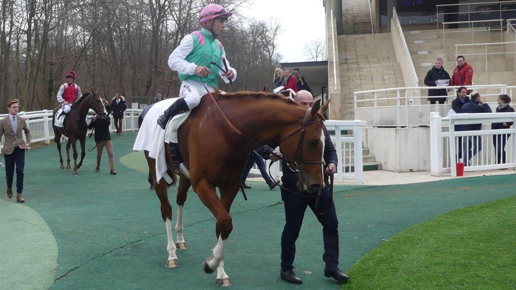 Bratti produced a fine turn of foot under Maxime Guyon to land the Prix Darshaan