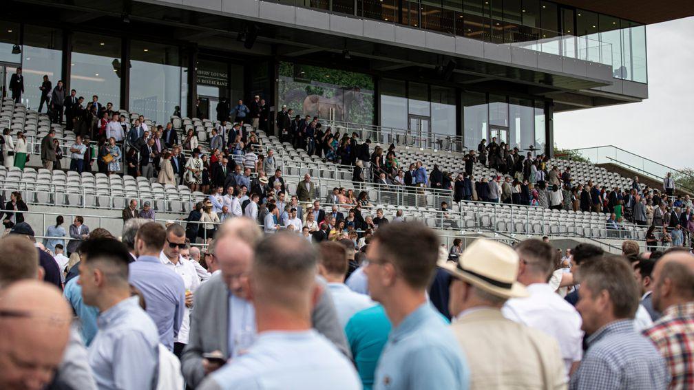 A fire alarm causes the Curragh grandstand to be evacuated on Pretty Polly day