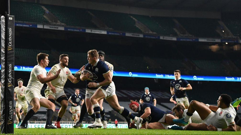 Duhan van der Merwe scores the only try in Scotland's victory over England in round one
