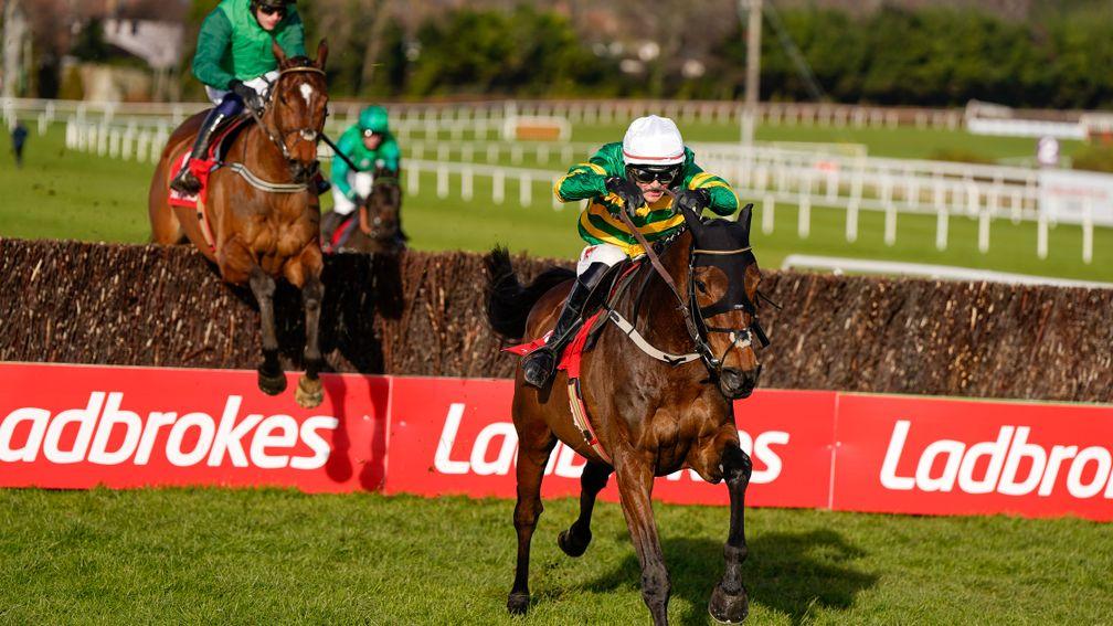 Danny Mullins and Gentleman De Mee lead Blue Lord trailing at the last