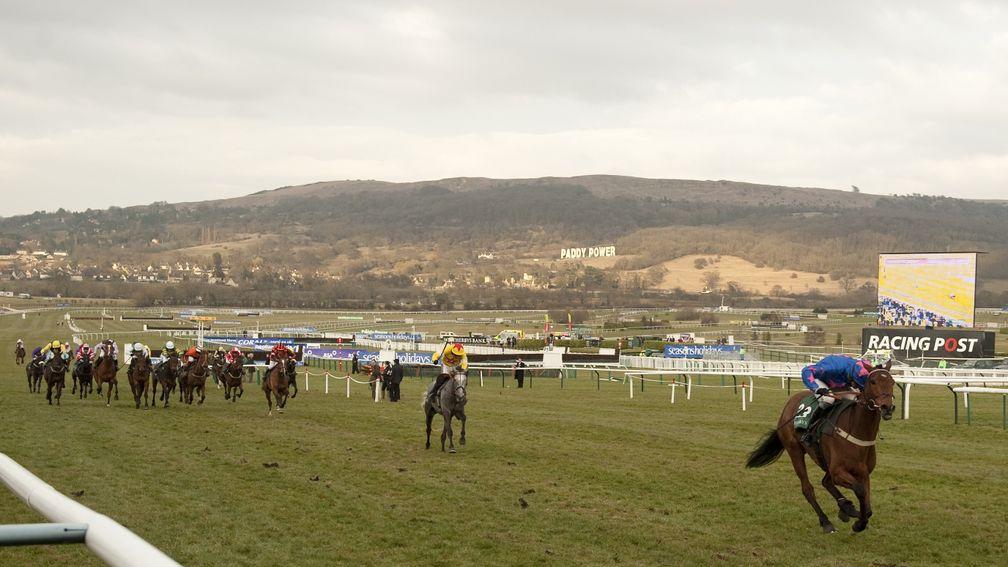 Cue Card and Joe Tizzard storm up the Cheltenham hill in the 2010 Champion Bumper