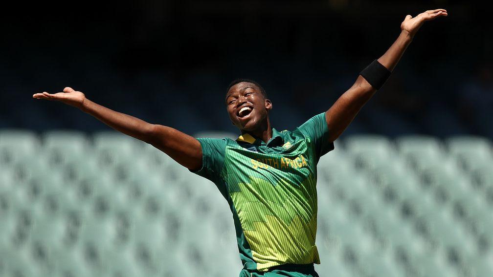 Lungi Ngidi leads a fierce South Africa bowling attack
