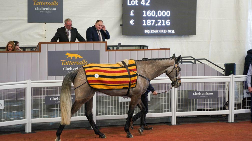 Big Zouk makes £160,000 in the ring on Friday