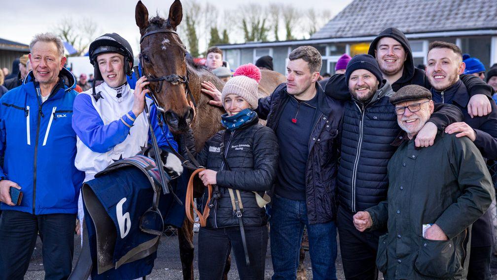 Marsh Wren and delighted connections - including Ben Turner (fourth from left) - after her victory at Thurles