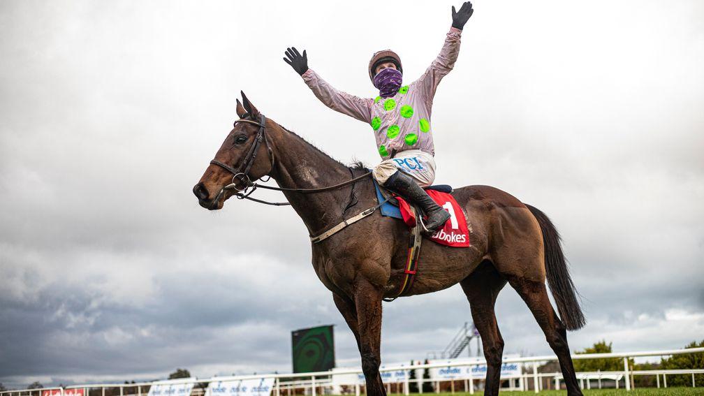 Chacun Pour Soi: sets the standard in the Dublin Chase