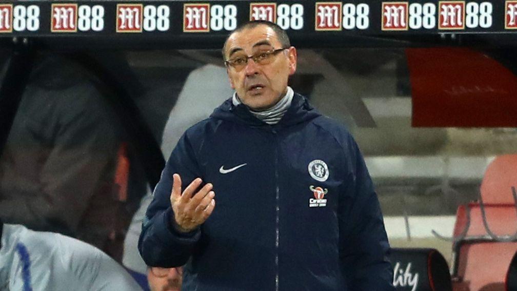 Maurizio Sarri seems to be struggling to motivate the Chelsea players