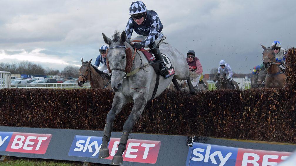Ziga Boy and Tom Bellamy win the Sky Bet Chase at Doncaster