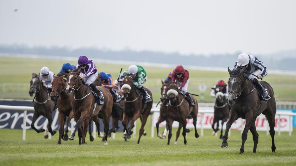 Alpha Centauri (right) comes home strongly to land the Irish 1,000 Guineas