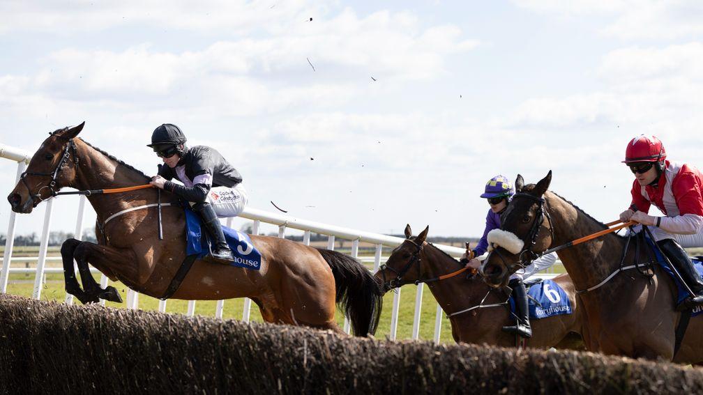 Hurricane Georgie (Jack Kennedy) jumps during the 2m5f mares listed chase.Fairyhouse. Photo: Patrick McCann/Racing Post03.04.2022