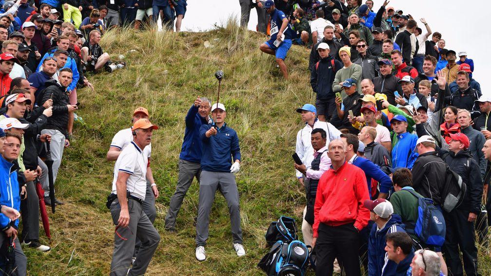 Jordan Spieth eyes up his remarkable recovery shot
