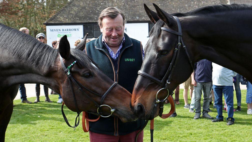 Trainer Nicky Henderson with Altior (left) and Sprinter Sacre (right)