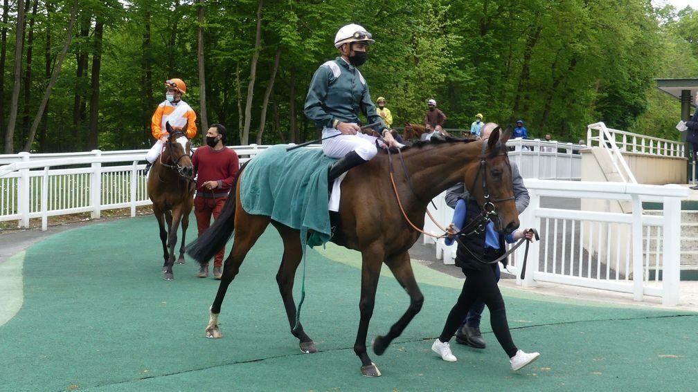 Tahlie and Christophe Soumillon took the Listed Prix des Lilas at Chantilly