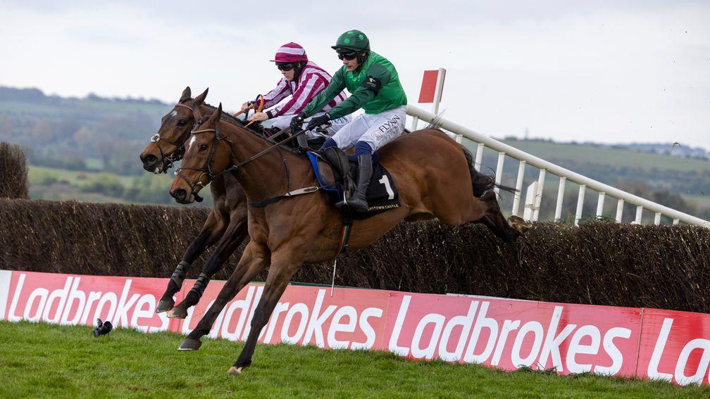 Blue Lord battles with Coeur Sublime to land the Barberstown Castle Novice Chase at Punchestown