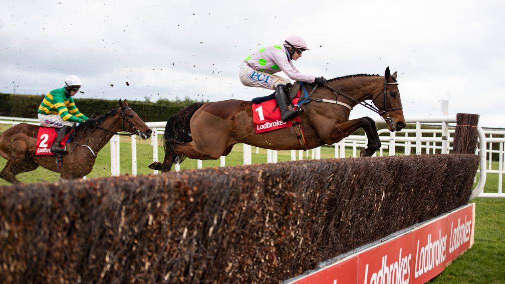 Chacun Pour Soi: won the Dublin Chase over nearly two furlongs further than Wednesday's distance