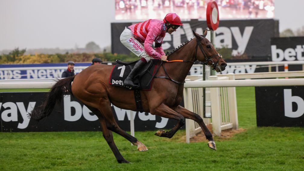 Brewin'upastorm made an impressive winning comeback at Aintree in November