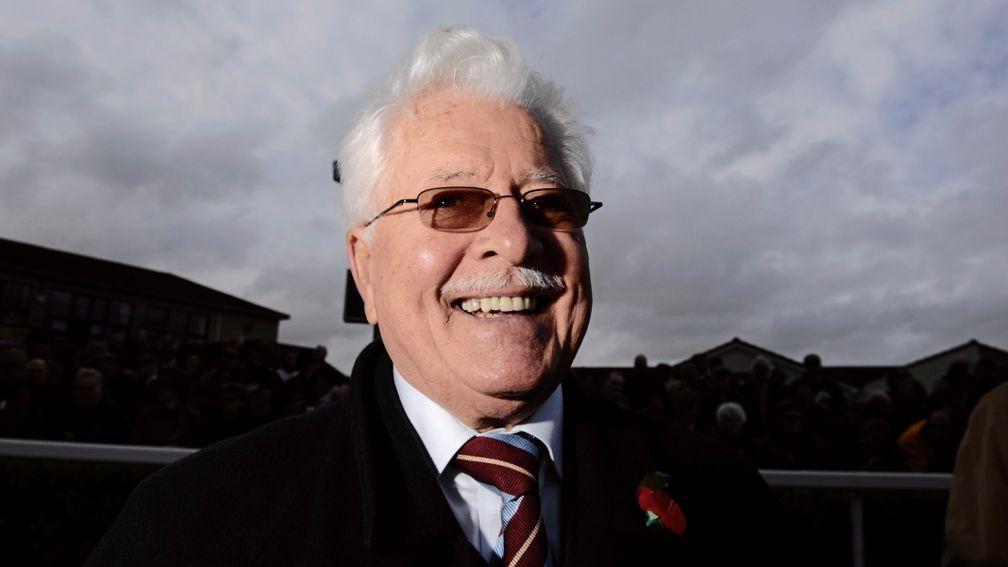 Best Mate's owner Jim Lewis has died aged 88