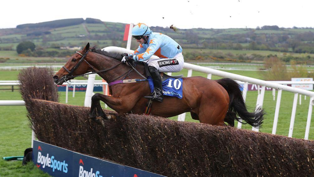 Un De Sceaux: one of the most thrilling chasers in recent years