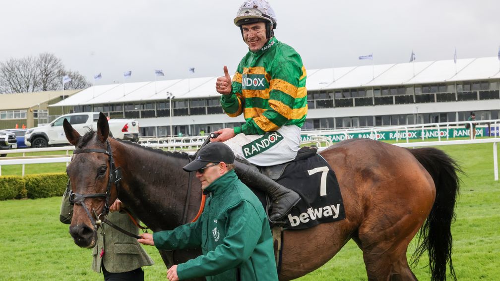 EPATANTE Ridden by Aidan Coleman wins the BETWAY AINTREE HURDLE (GRADE 1) at AINTREE 7/4/22Photograph by Grossick Racing Photography 0771 046 1723