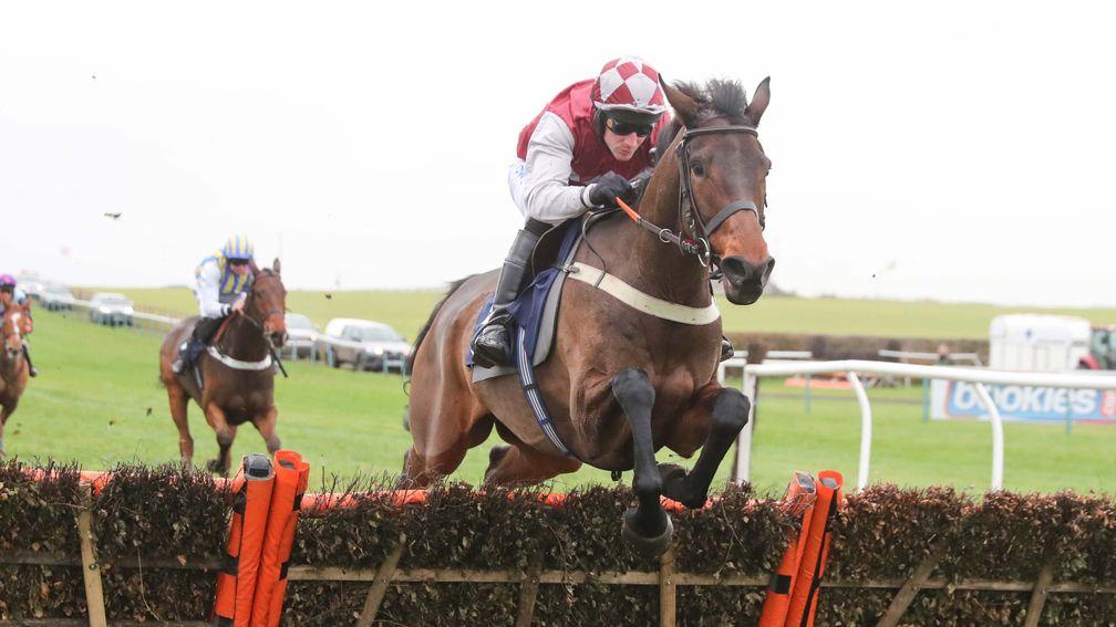 Informateur is fancied to uphold Sue Smith's fine record in the Catterick contest