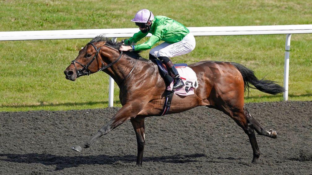 Uncle Bryn wins on his debut at Kempton last September