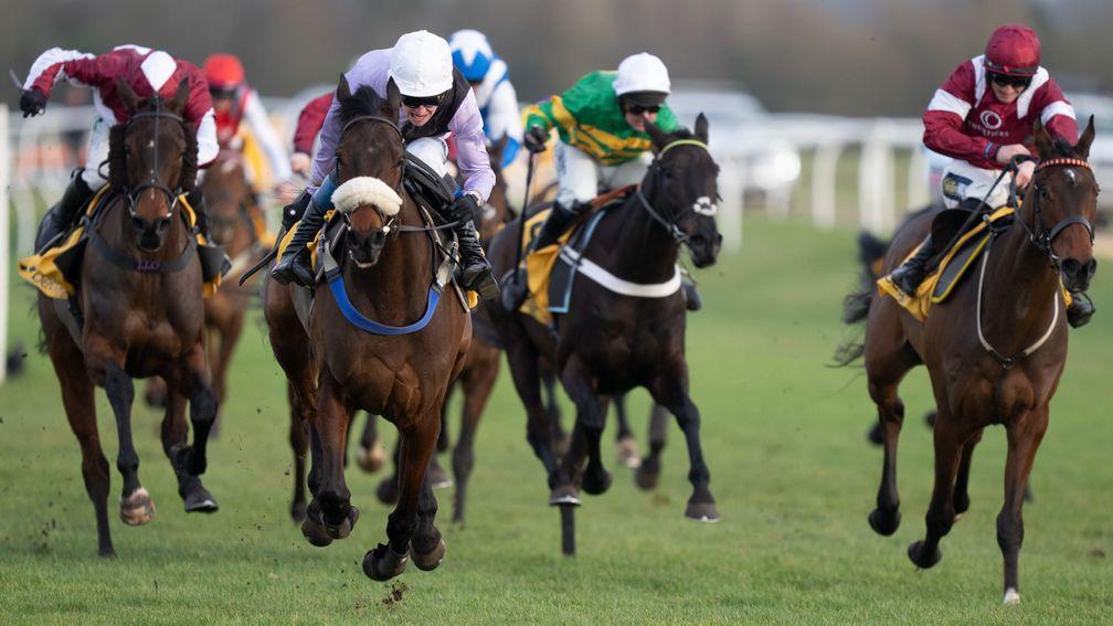 Glory And Fortune (noseband) sees off I Like To Move It (right) in the Betfair Hurdle