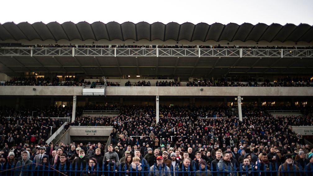 Leopardstown highlight: full grandstands at the 2019 Dublin Racing Festival