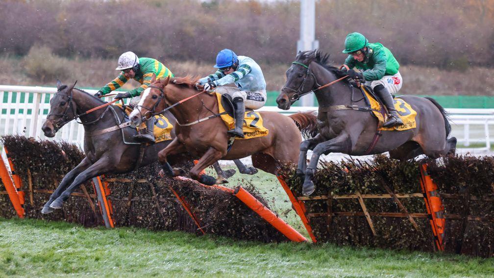 Epatante (left) and Not So Sleepy (centre) jump the last in last month's Fighting Fifth