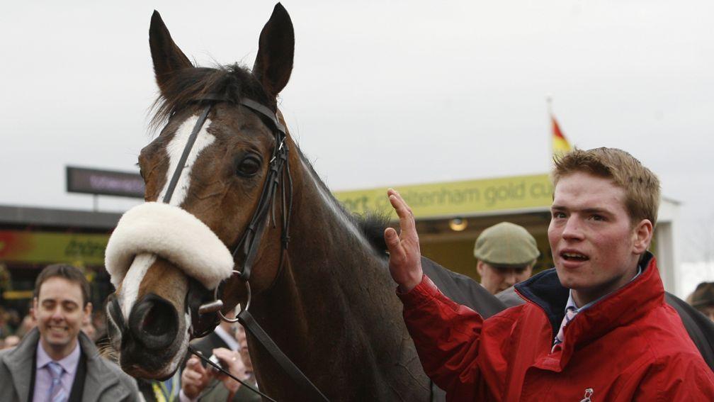 Nick Child (right) with Kauto Star after the 2009 Cheltenham Gold Cup