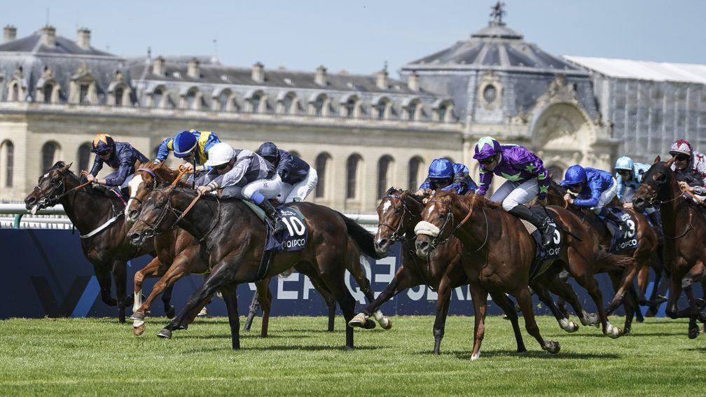 Chantilly and its beautiful backdrop, hosting today's Prix de Diane Longines