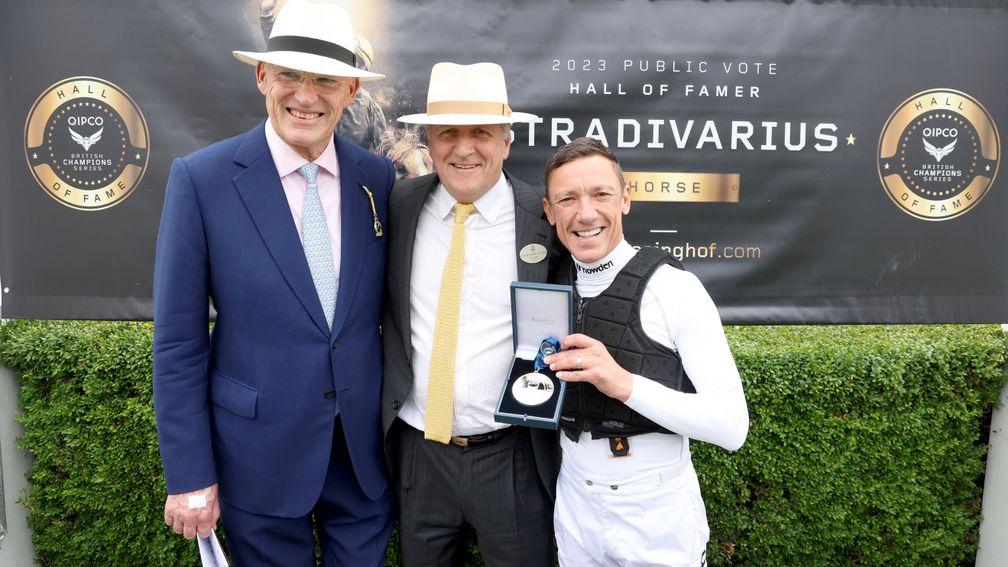 John Gosden, Bjorn Nielsen and Frankie Dettori as Stradivarius is officially inducted into the Qipco British Champions Series Hall of Fame