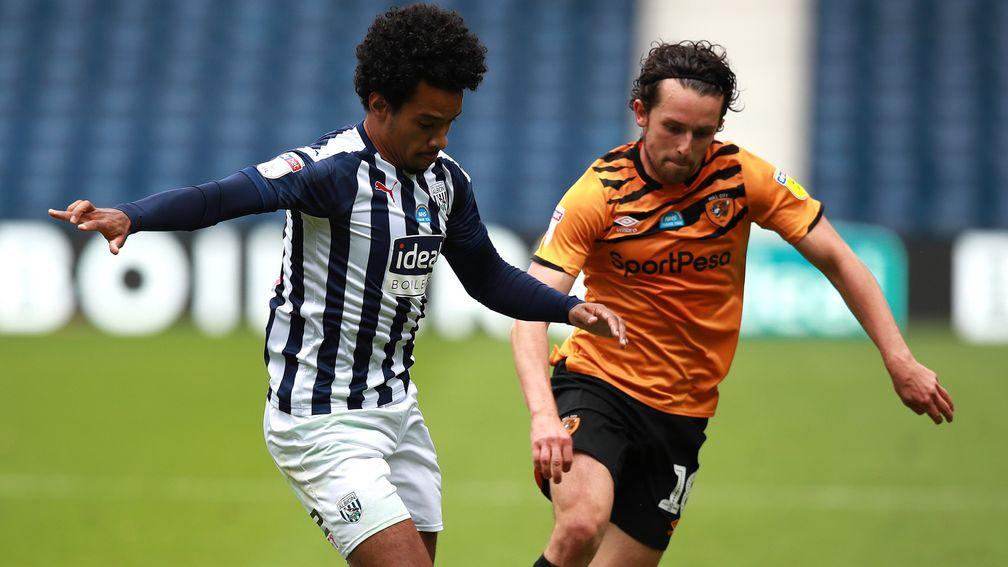 Matheus Pereira of West Brom is challenged by Hull's George Honeyman