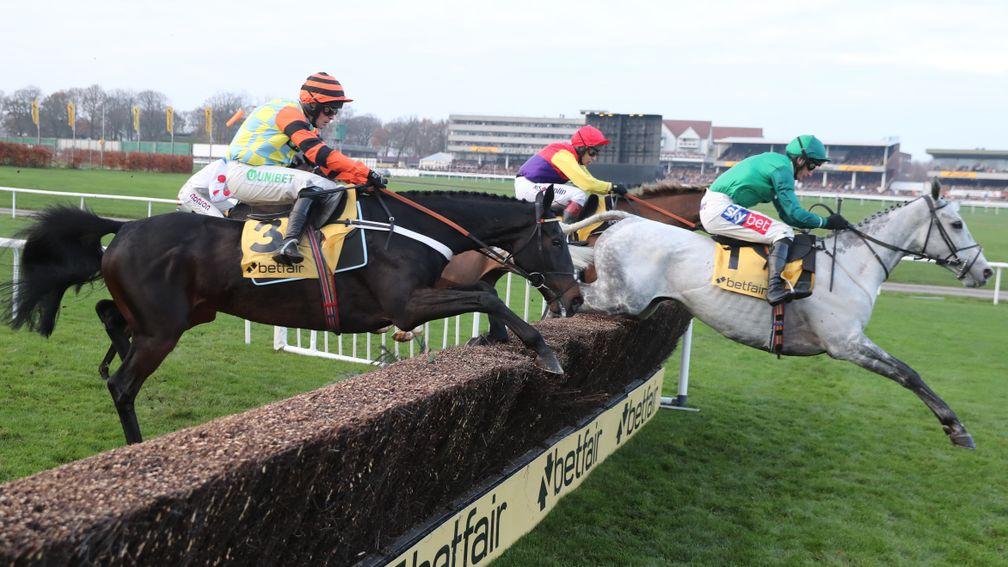Might Bite makes one of the jumping errors that cost him dear in the Betfair Chase at Haydock last month