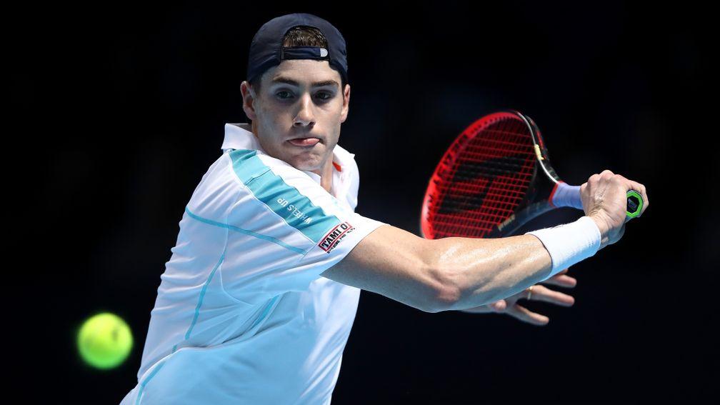 John Isner took Marin Cilic to a deciding set in London on Wednesday evening
