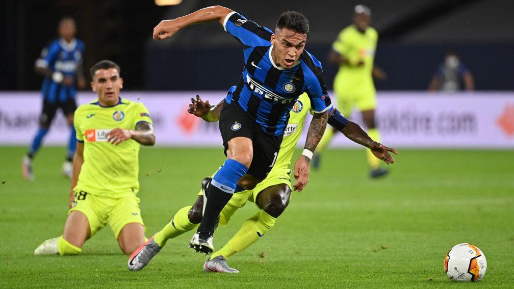 Lautaro Marti­nez of Inter Milan in action against Getafe