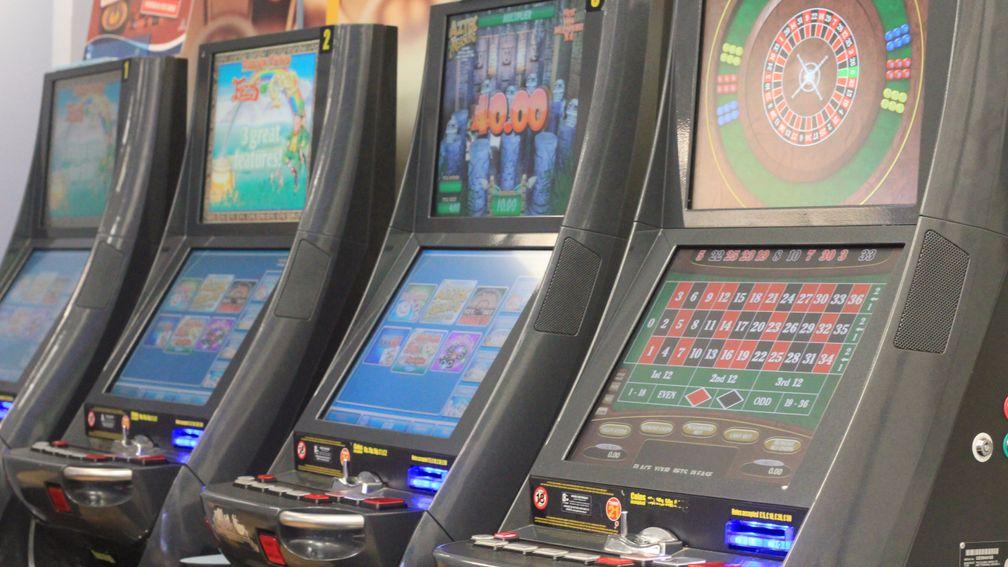 Robertson is calling on the government to 'take an evidence-based approach' to FOBTs