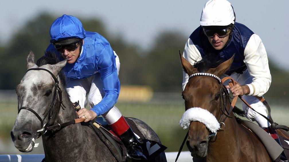 Friends and rivals: Frankie Dettori (left) could be riding for Darryll Holland soon