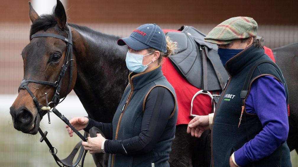 Epatante with  regular work-rider Sophie Candy and trainer Nicky Henderson at Newbury last week