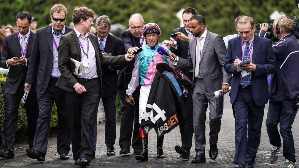 SUNBURY, ENGLAND - SEPTEMBER 08:  Frankie Dettori is crowded by the media after riding Enable to win The 188Bet September Stakes at Kempton Park Racecourse on September 8, 2018 in Sunbury, United Kingdom. (Photo by Alan Crowhurst/Getty Images)