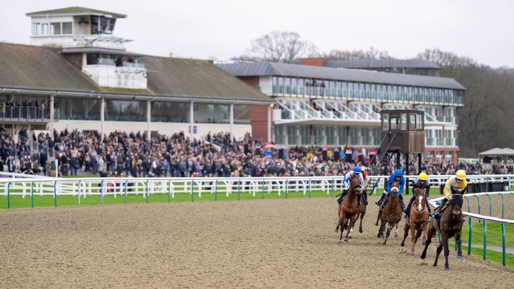 The runners in the 1m 4f handicap race away from the standsLingfield 31.12.21 Pic: Edward Whitaker