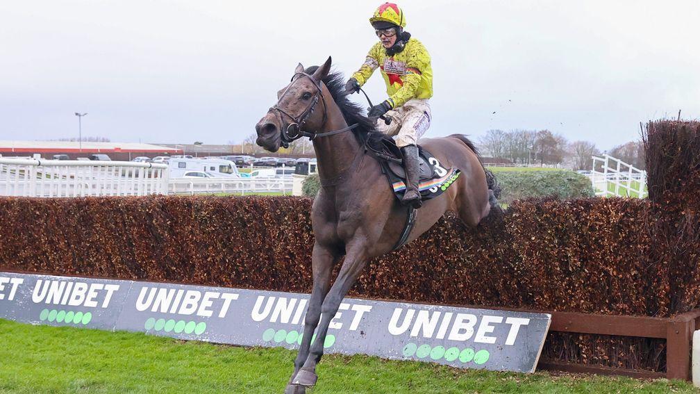 PROTEKTORAT ridden by Bridget Andrews wins at AINTREE 4/12/21Photograph by Grossick Racing Photography 0771 046 1723