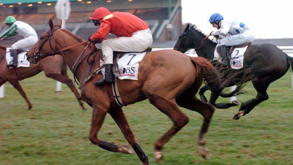 Brian Harding wins the Fighting Fifth Hurdle at Newcastle on The French Furze in 2003