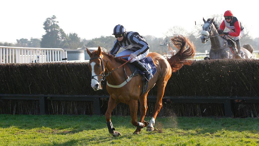 High Up In The Air (Josh Moore) on the way to winning at Fontwell on Sunday