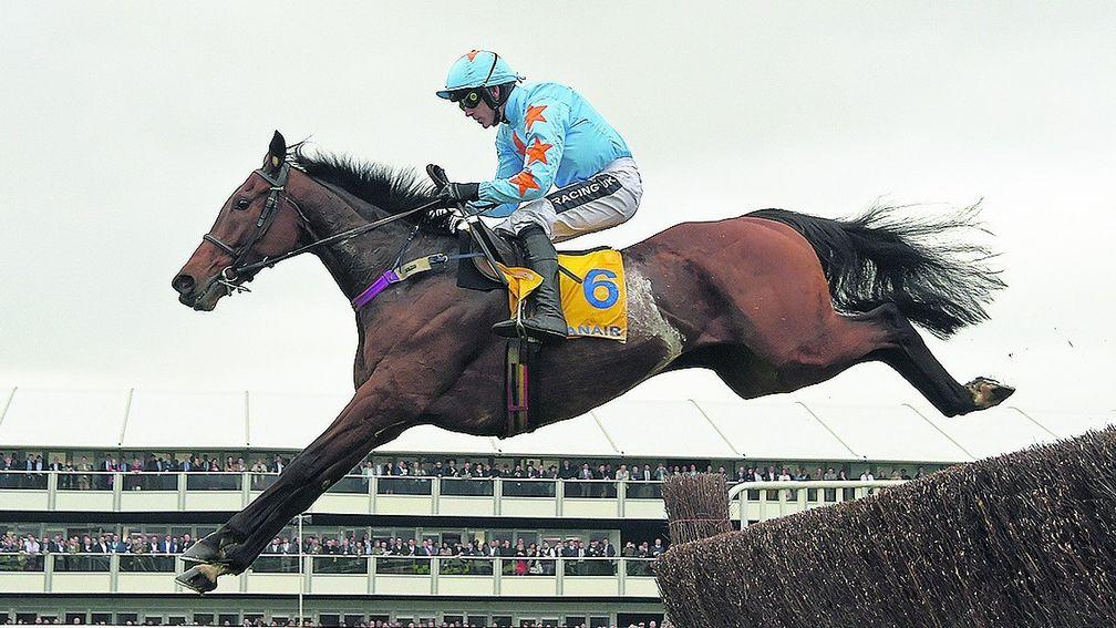 Un De Sceaux and Ruby Walsh on the way to Ryanair success last season.